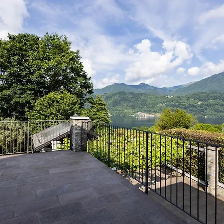 Elisa - Vista Con Piscina Villa
